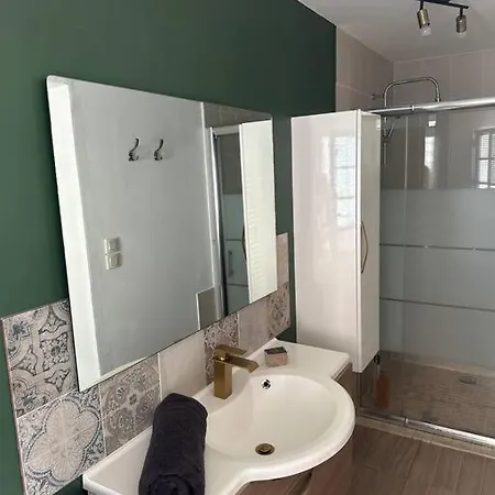 Authentique Lavallois T3 Au Coeur Du Vieux Laval Laval  Extérieur photo